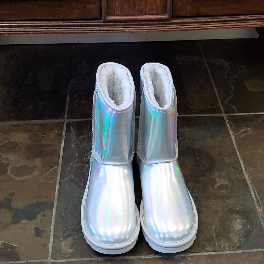 Silver Ugg Short Boots